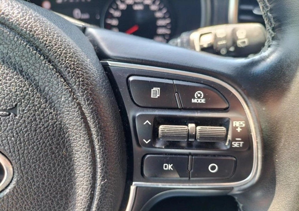 Kia Sportage cena 74900 przebieg: 142098, rok produkcji 2017 z Syców małe 407